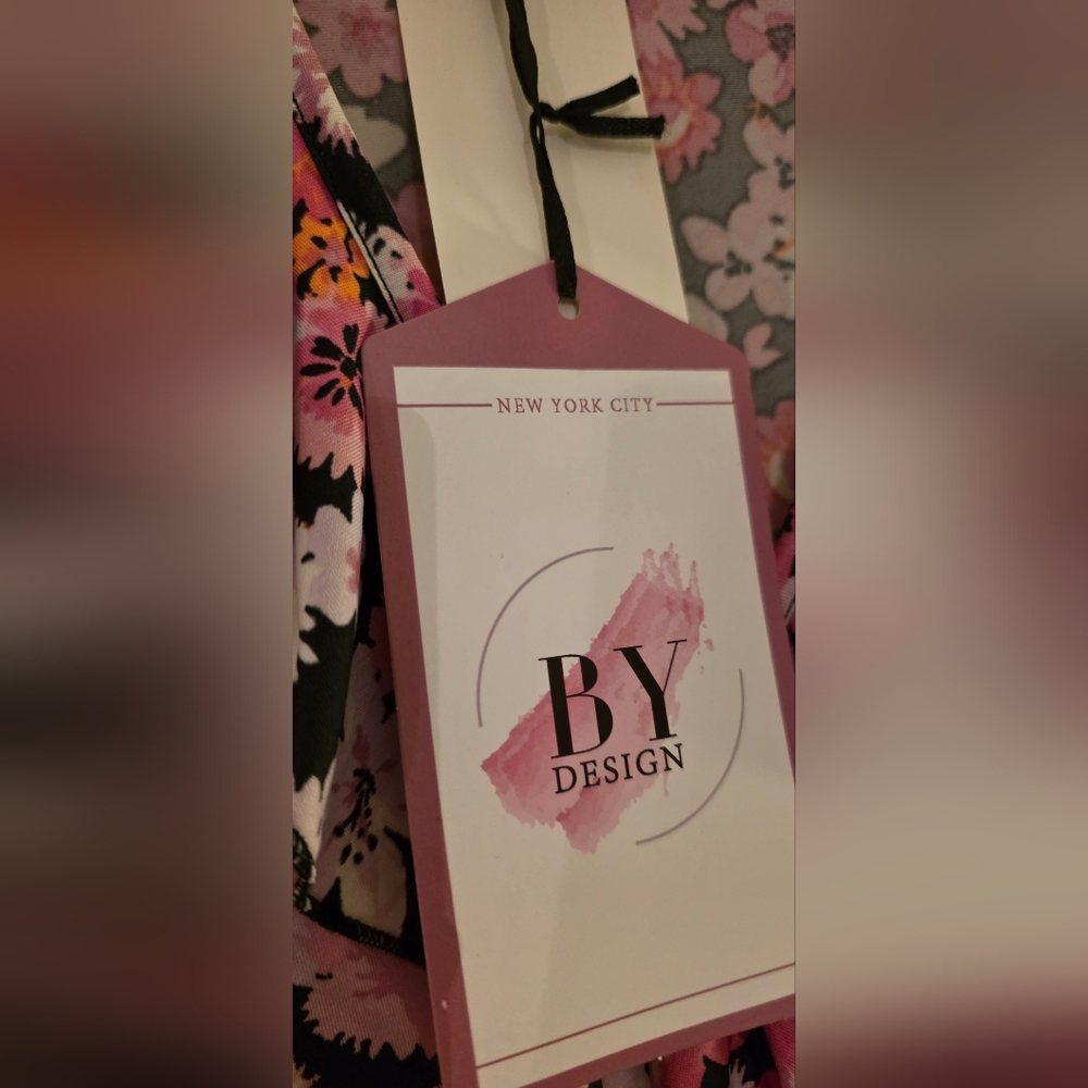 By Design Nordstrom Pink Floral Faux-Wrap Midi Dress - Size Medium - Picture 6 of 9